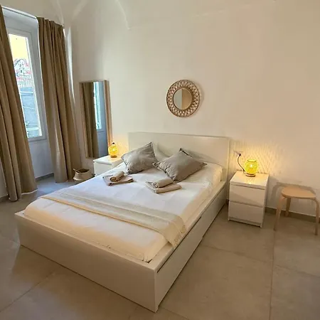 Apartamento Centro Storico - Palazzo Manara - East Sanremo